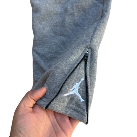 PANTALON BAGGY CON CIERRE ABAJO